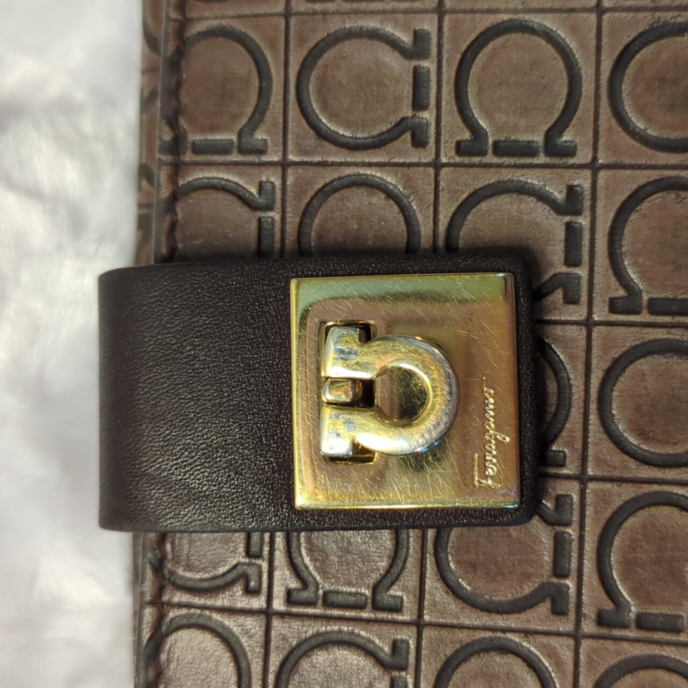 Salvatore Ferragamo Brown Wallet - Picture 3 of 9